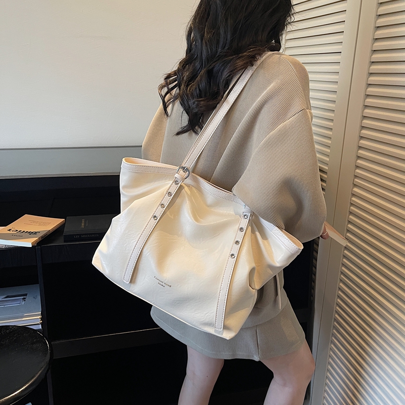 Shoulder Bag Structured - Tas Selempang PU Trendy dengan Ritsleting,