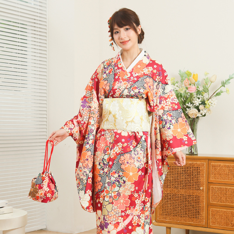 Japanese Women Formal Wear - Kimono Jepang Versi Terbaru untuk Wanita,