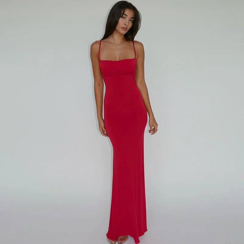 Women Formal Wear Zara - Dulzura Gaun Panjang Bodycon Ulang Tahun