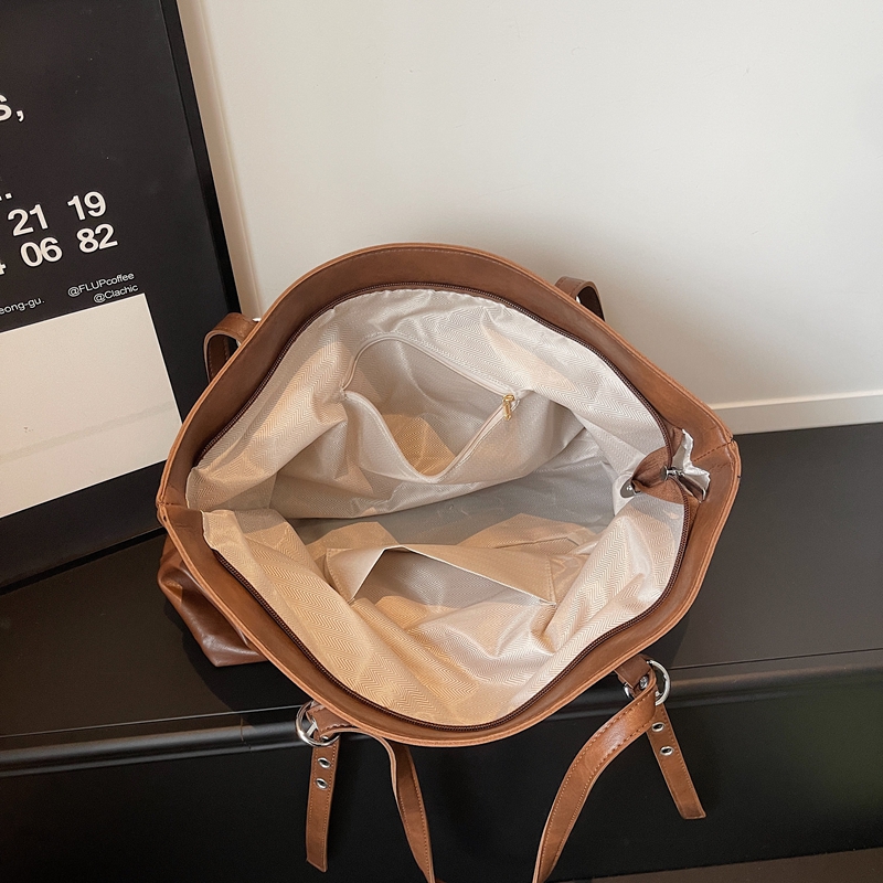 Tas Selempang PU Trendy dengan - Shoulder Bag Structured ulasan dan harga