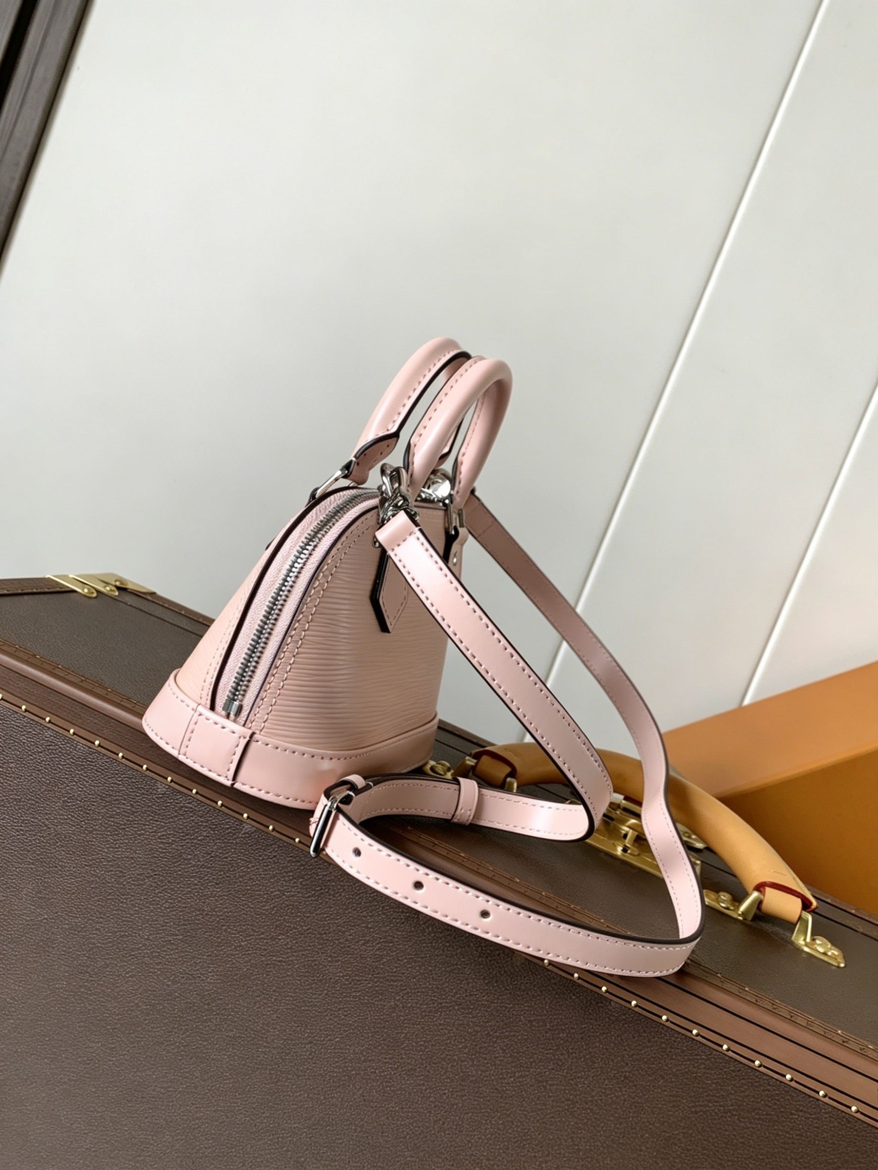 Tas Tangan Baru, Kulit Asli, D - Shoulder Bag Structured ulasan dan harga