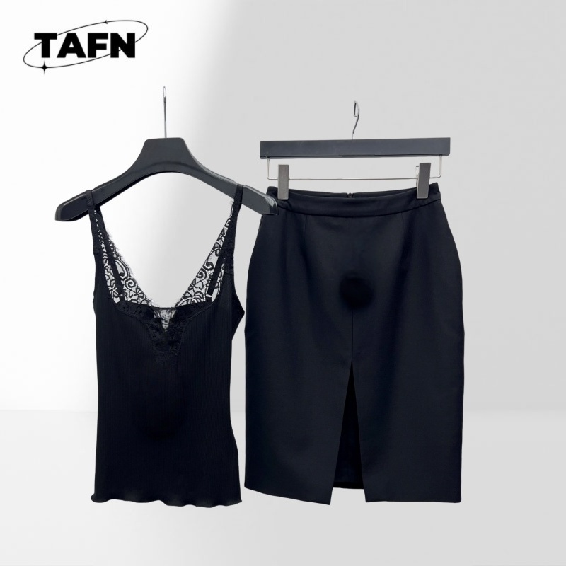 Set Rok dan Atasan Wanita yang - Women Formal Event Wear ulasan dan harga