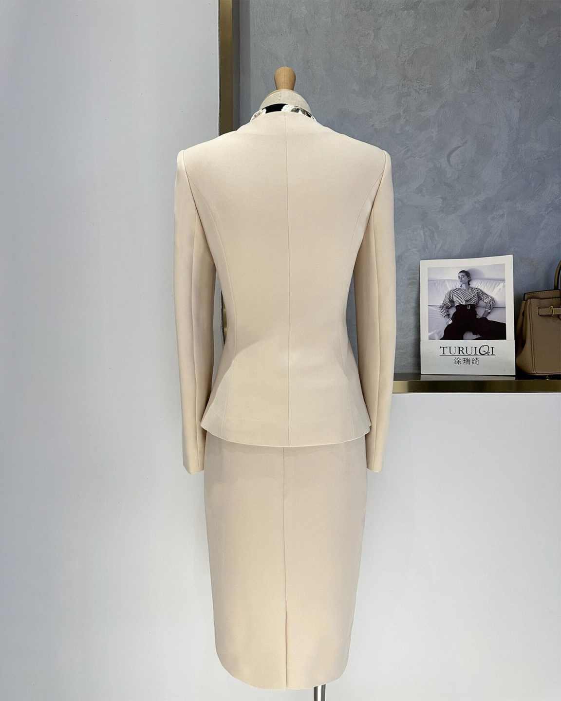 Setelan Jas Wanita Peplum Eleg - Women Formal Wear For Conference ulasan dan harga